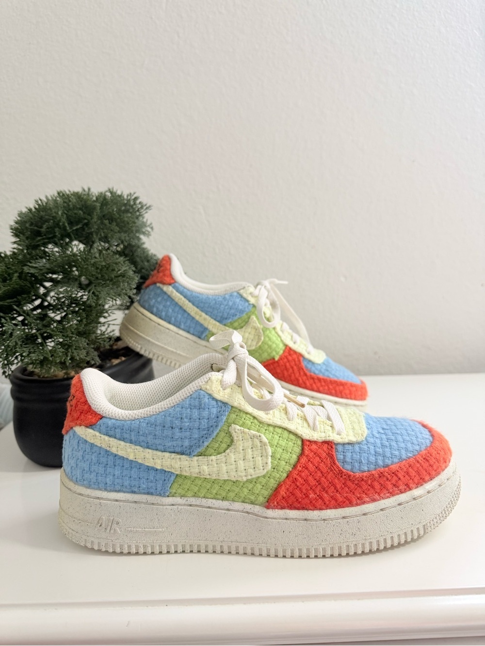 Nike Air Force 1 low LV8 hemp  Women size 8 Low-Top Sneakers